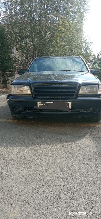 Mercedes C 200, 2.0 L, 2000 il, 302 212 km — Şəki