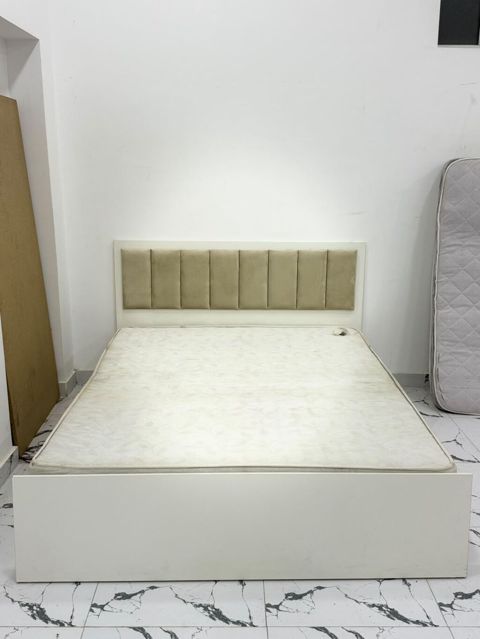 Taxt satılır 155₼. yaxşı vəziyyətdə Ünvan Savalan sekine — Mehdiabad