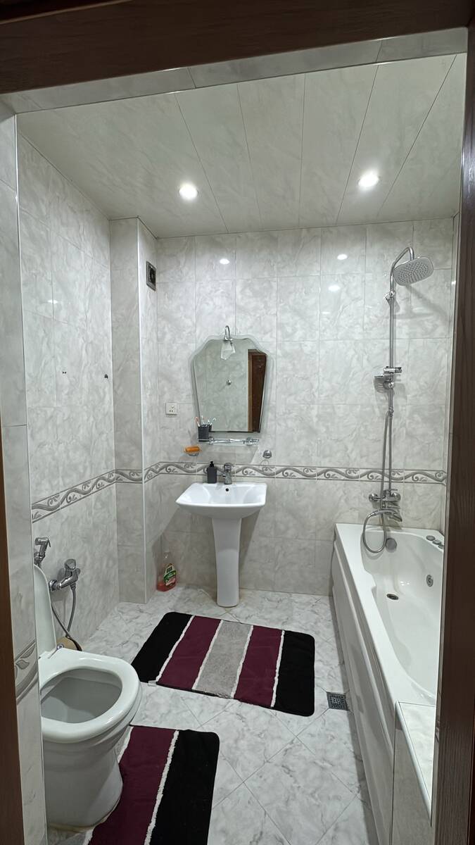 İcarəyə verilir 3 otaqlı yeni tikili 140 m² — Mənzil, Bakı (11)