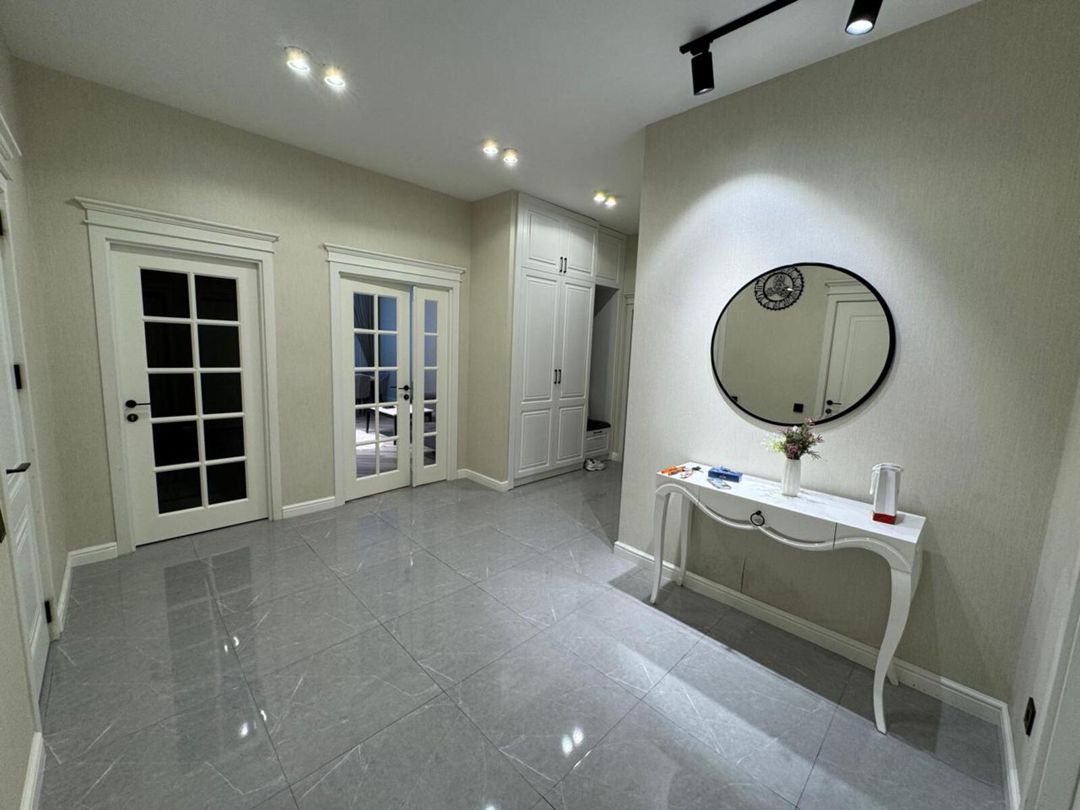 İcarəyə verilir 3 otaqlı yeni tikili 120 m² — Mənzil, Bakı (8)
