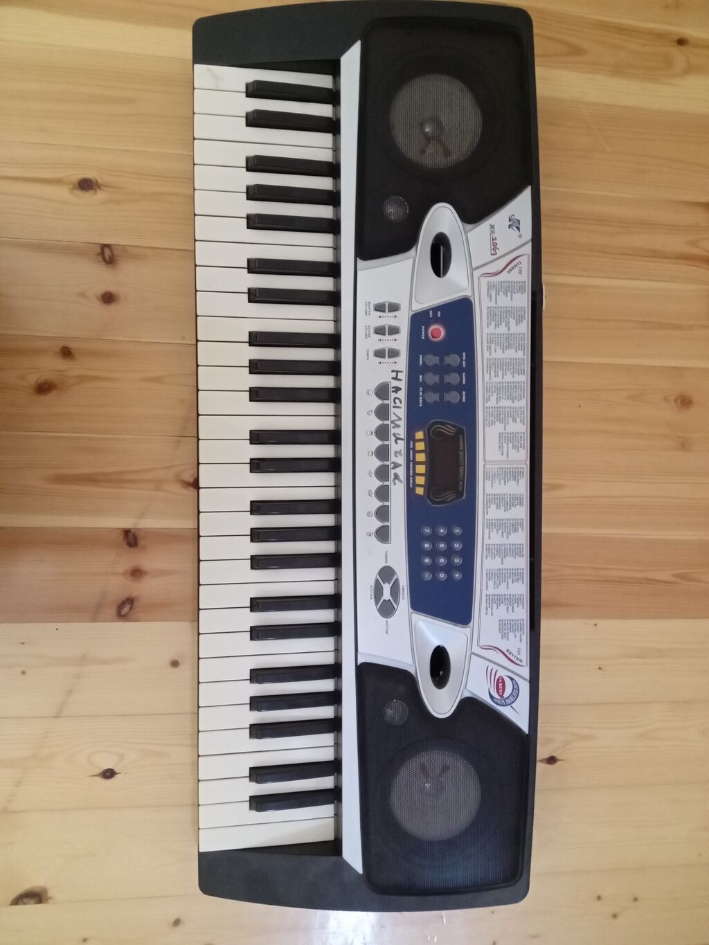 Elektron klaviatura/sintezator - Təxminən 54 klavişli kompakt model — Pianino və digər klaviş alətləri, Bakı