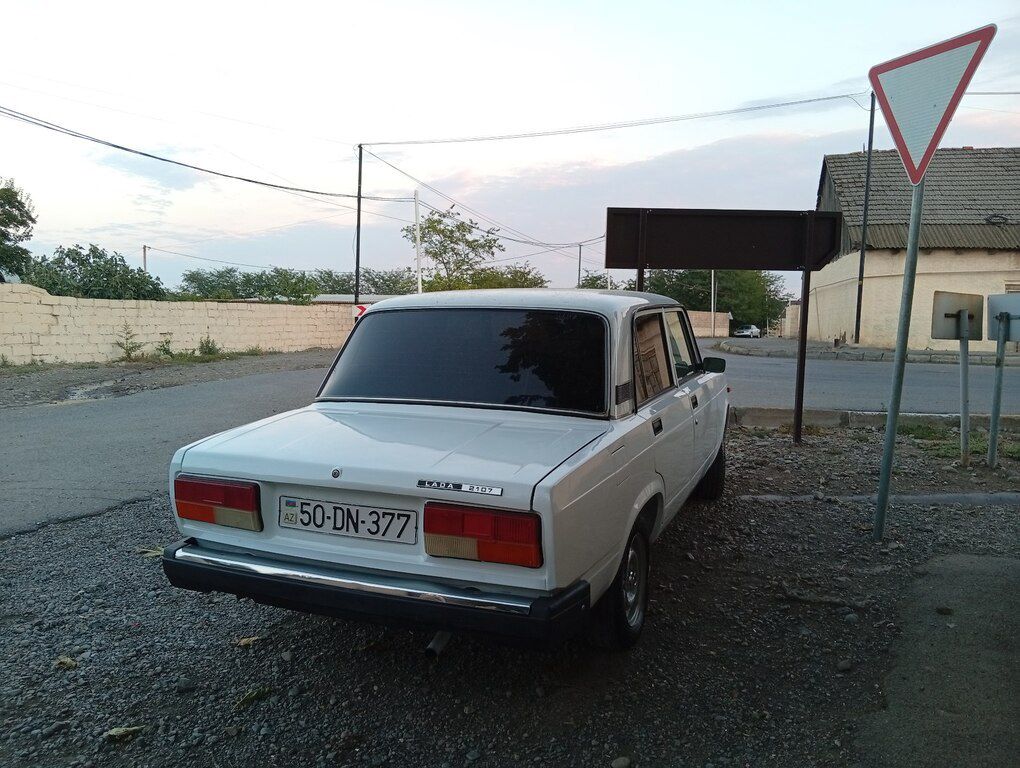 Lada (VAZ) 2107, 1.6 L, 2007 il, 80 000 km 50-DN-377 — Avtomobillər, Samux (9)