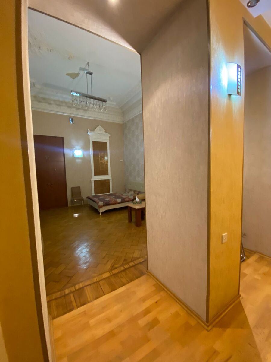 İcarəyə verilir 1 otaqlı köhnə tikili 60 m² — Mənzil, Bakı (3)