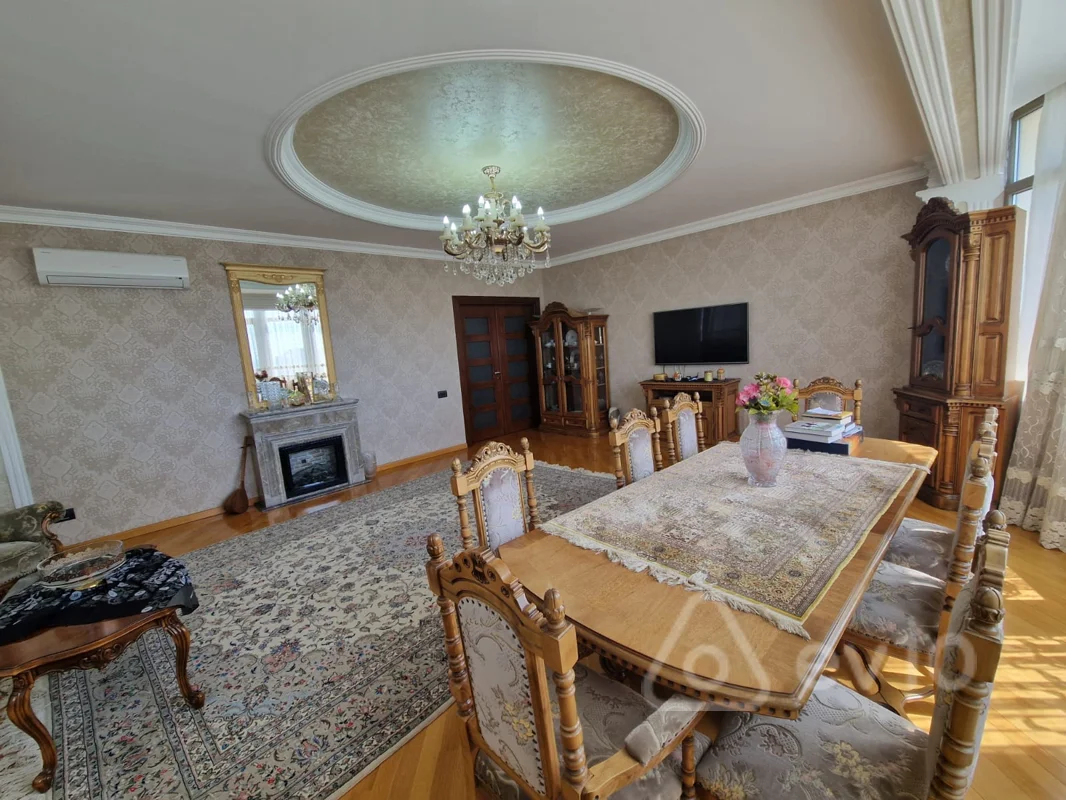 4 otaqlı mənzil, 160 m², Heydər Əliyev Mərkəzinin yaxınlığı — Mənzil, Bakı (4)