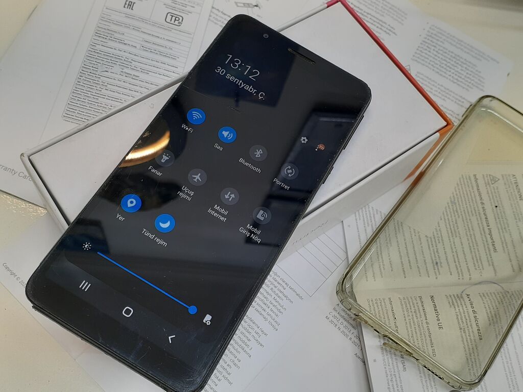 Samsung Galaxy A01 Core, 16 GB, rəng - Qara, Zəmanət, Düyməli, Sensor — Samsung, Gəncə (6)