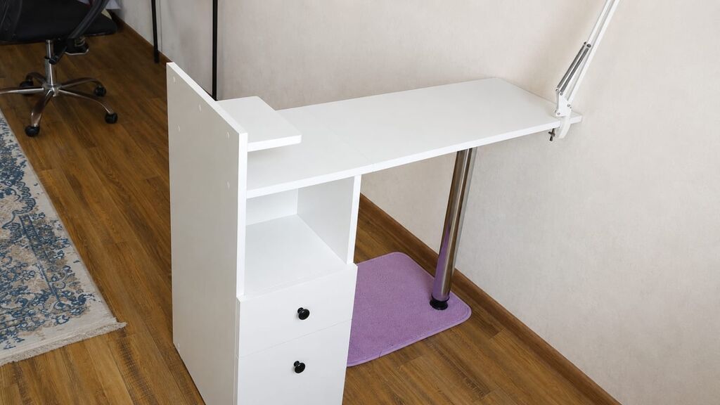 İşlənmiş, Manikür üçün masa, Güzgüsüz — Salon mebeli, Sumqayıt
