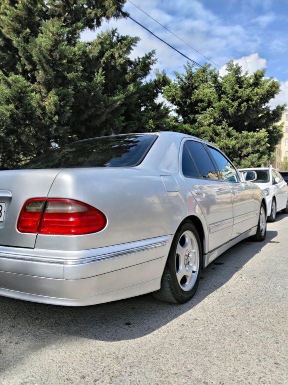 Mercedes E 240, 2.4 L, 1999 il, 280 000 km 99-UE-158 — Avtomobillər, Bakı (4)