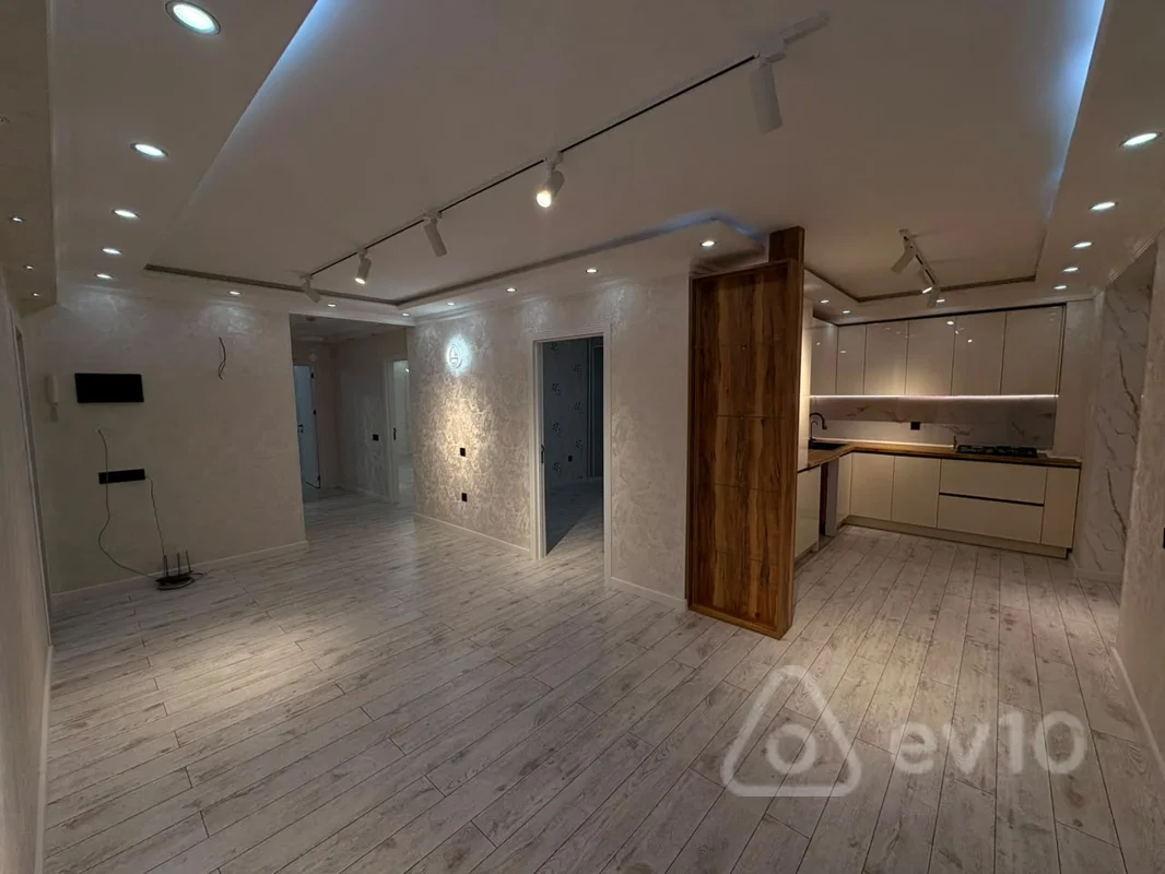 4 otaqlı mənzil, 115 m², Qara Qarayev pr — Bakı