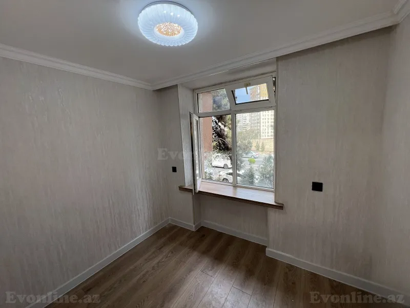 Satılır 2 otaqlı Mənzil Köhnə tikili 40 m² Bakı, Yasamal r., 20 Yanvar m., Yasamal — Mənzil, Bakı (3)