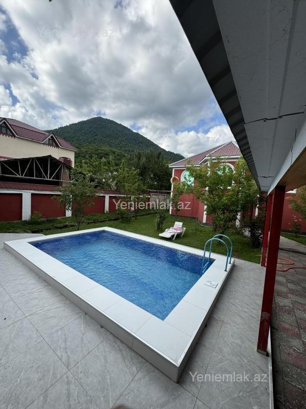 Günlük 4 otaqlı Həyət evi / Villa, 150 m², Qəbələ — Ev, villa, Qəbələ
