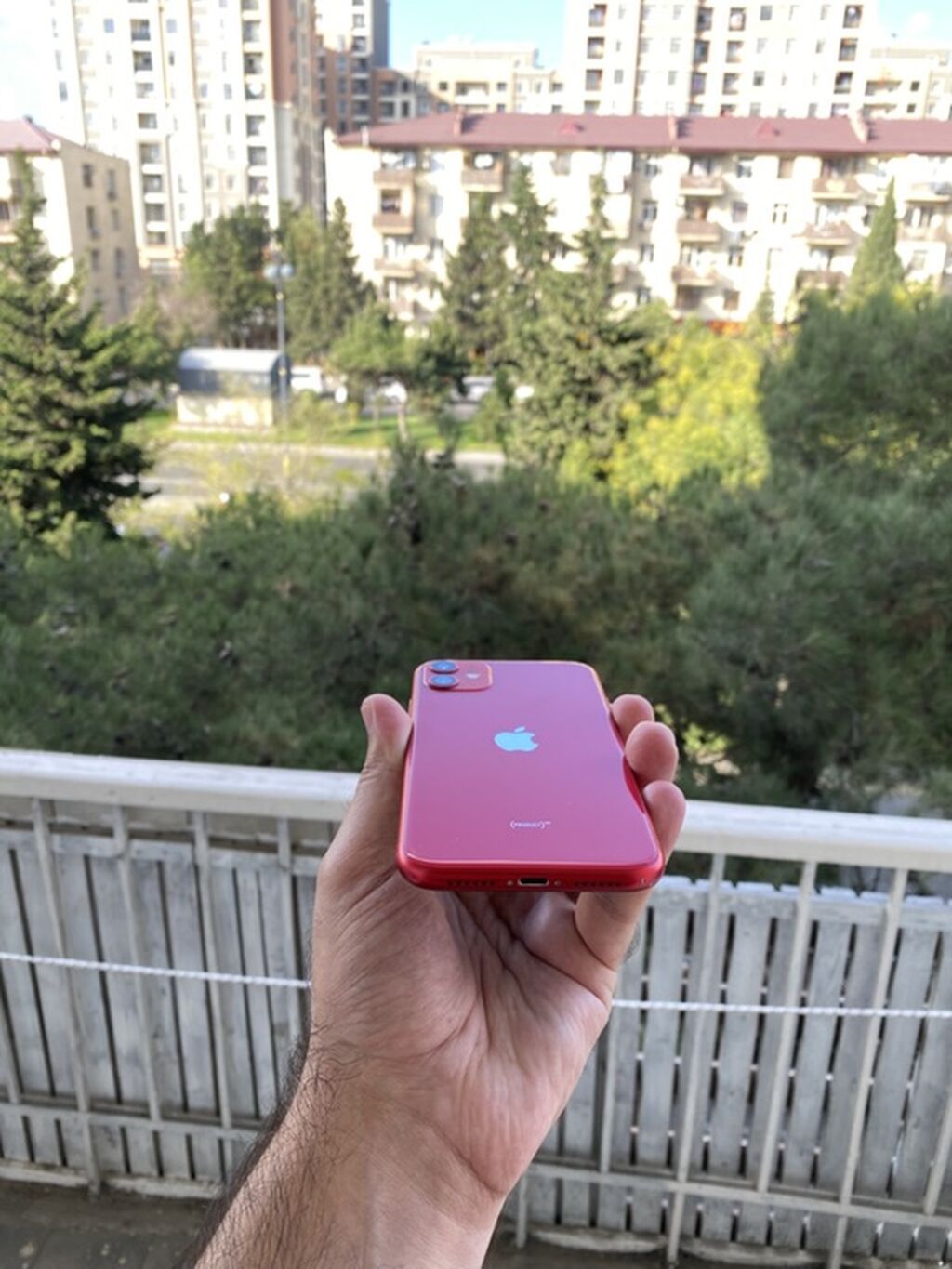 IPhone 11, Qırmızı, Simsiz şarj — Apple iPhone, Bakı (3)