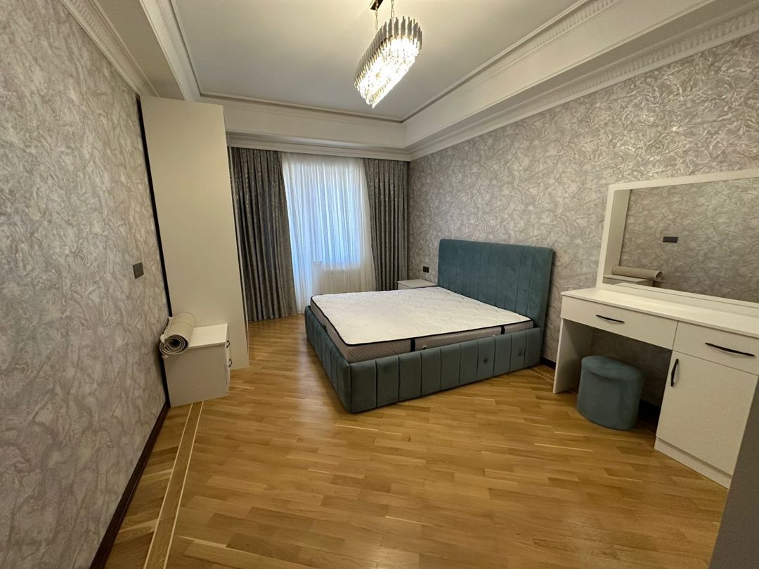 Satılır 3 otaqlı yeni tikili 140 m² — Mənzil, Bakı (7)