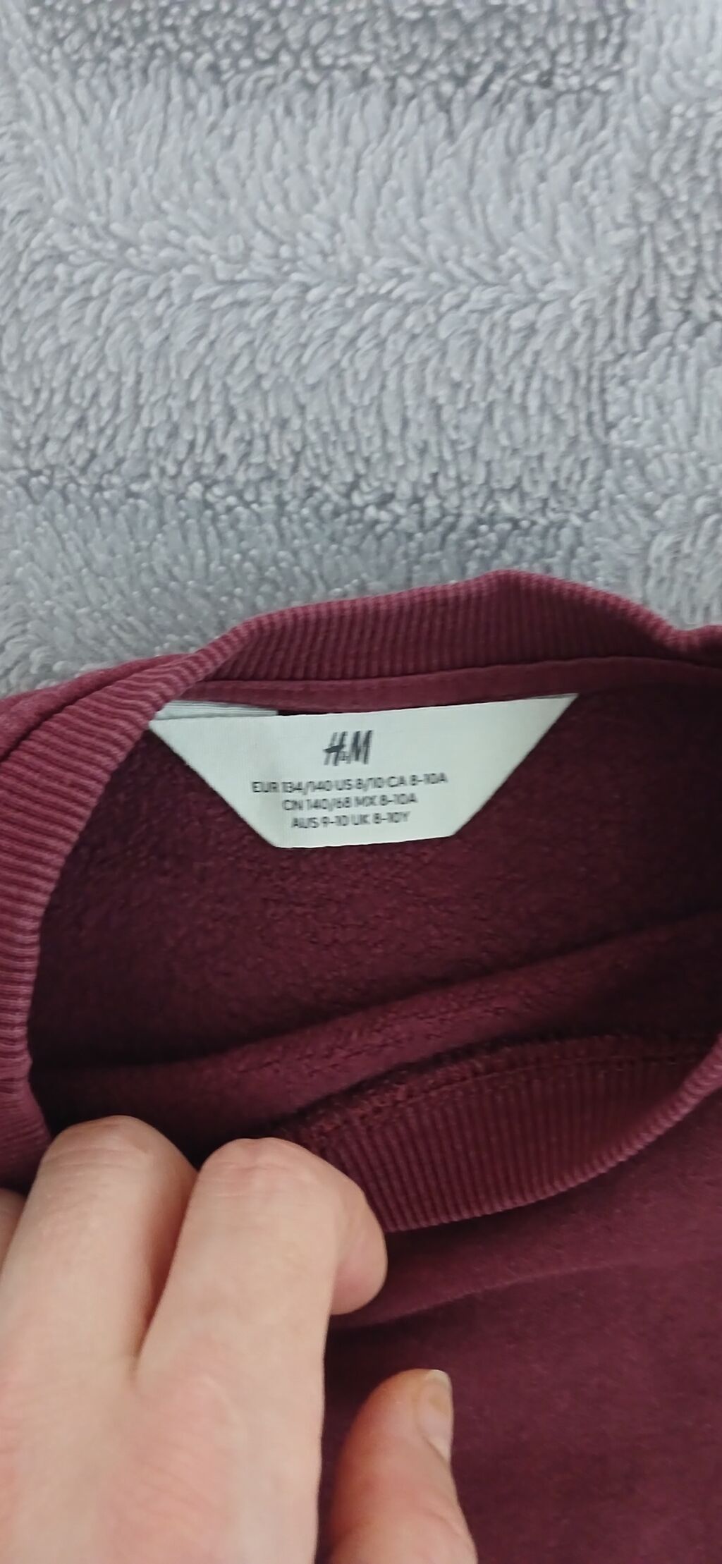 H&M uşaq svitşortu - Model: klassik crewneck - Rəng: tünd bordo — Uşaq geyimi, Bakı