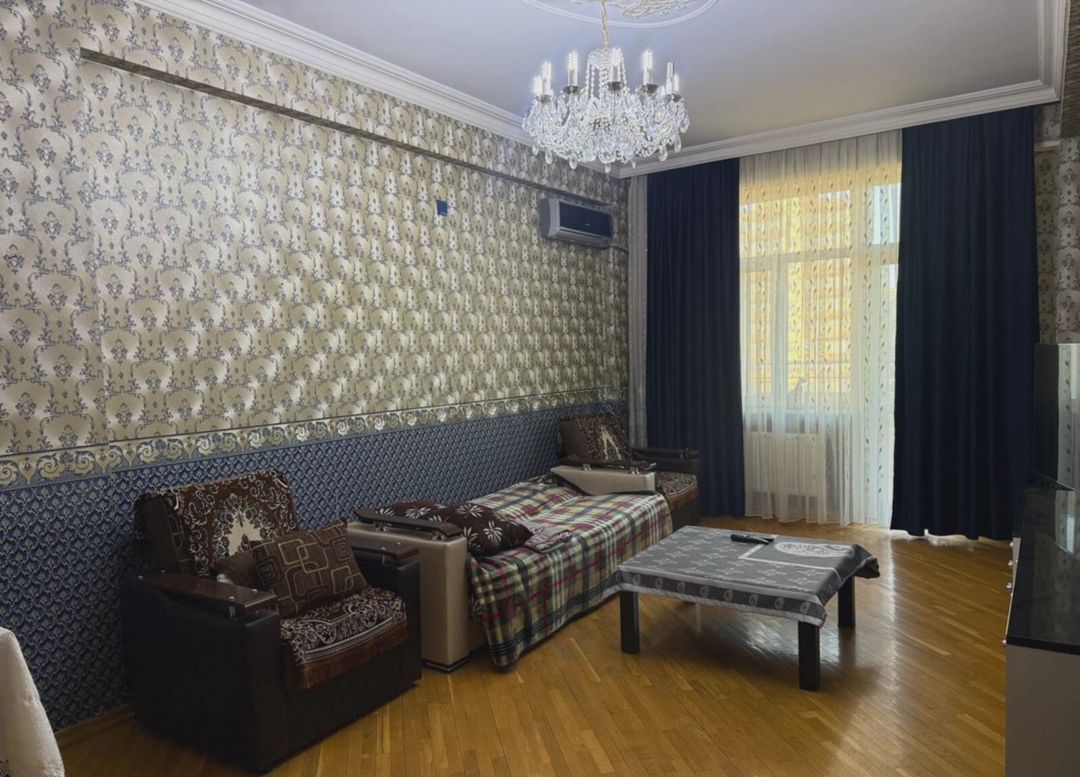 3 otaqlı mənzil 128 m² satılır — Mənzil, Bakı (7)
