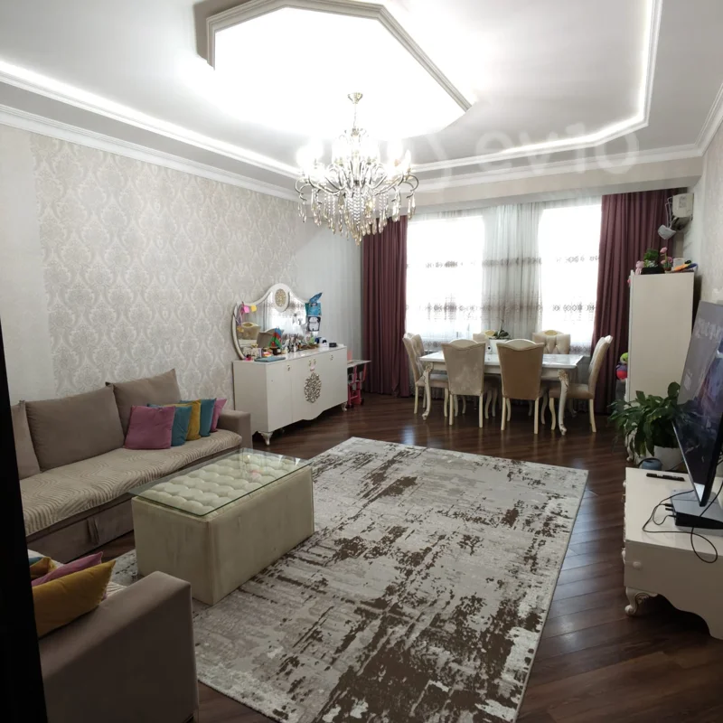 2 otaqlı mənzil, 90 m², Qara Qarayev prospekti — Bakı