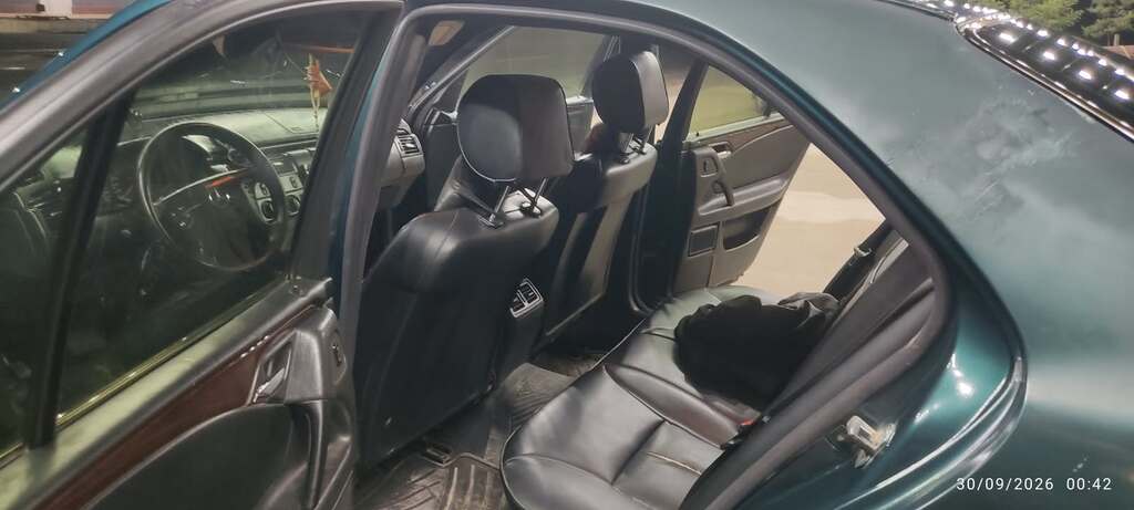Mercedes E 230, 2.3 L, 1996 il, 217 283 km 20-CT-209 — Avtomobillər, Şirvan (11)