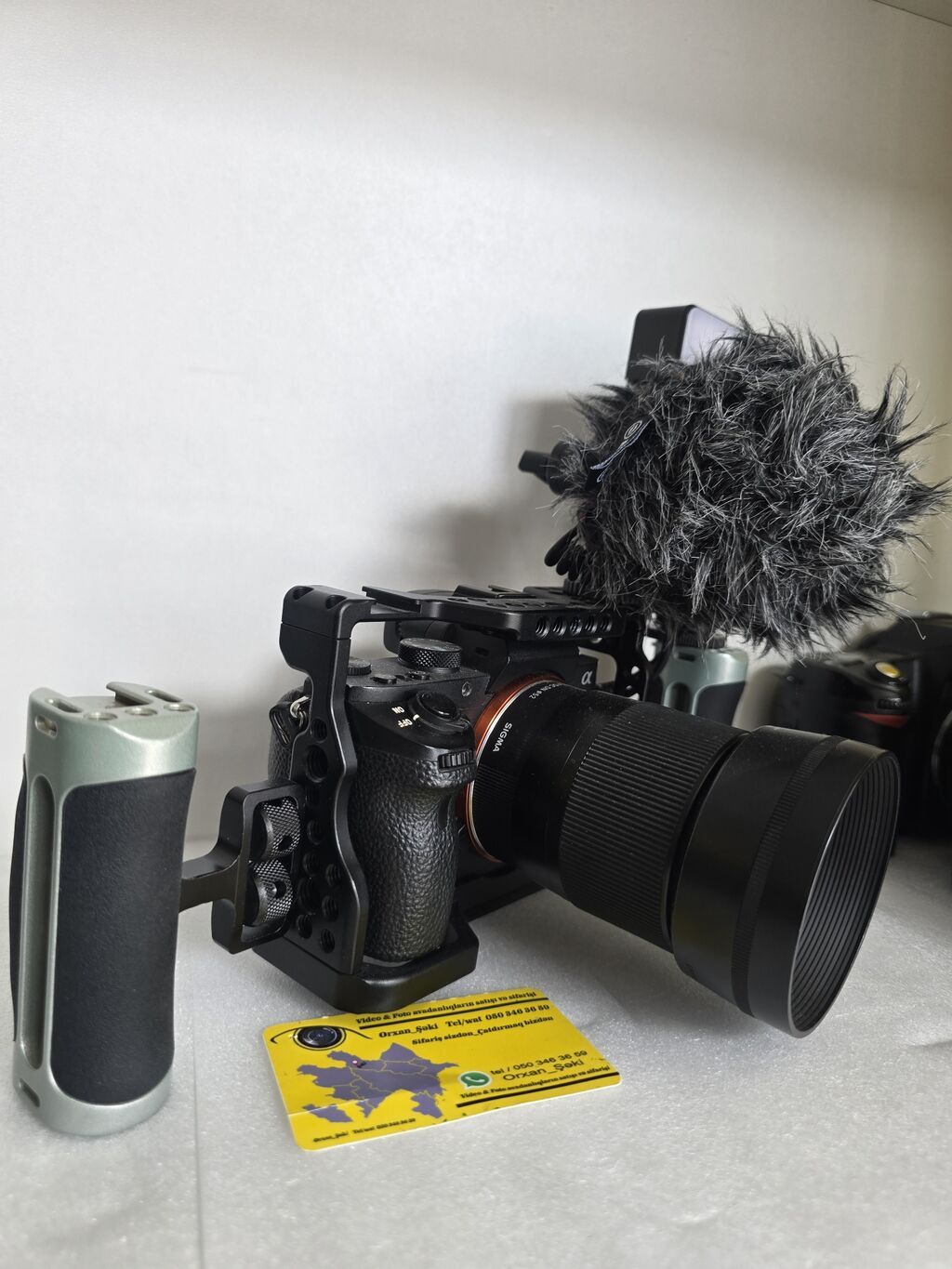 Sony Alpha a7 II foto-video çəkiliş üçün Tam kamplekt. Şəkildə nə — Fotoaparat, Şəki (3)