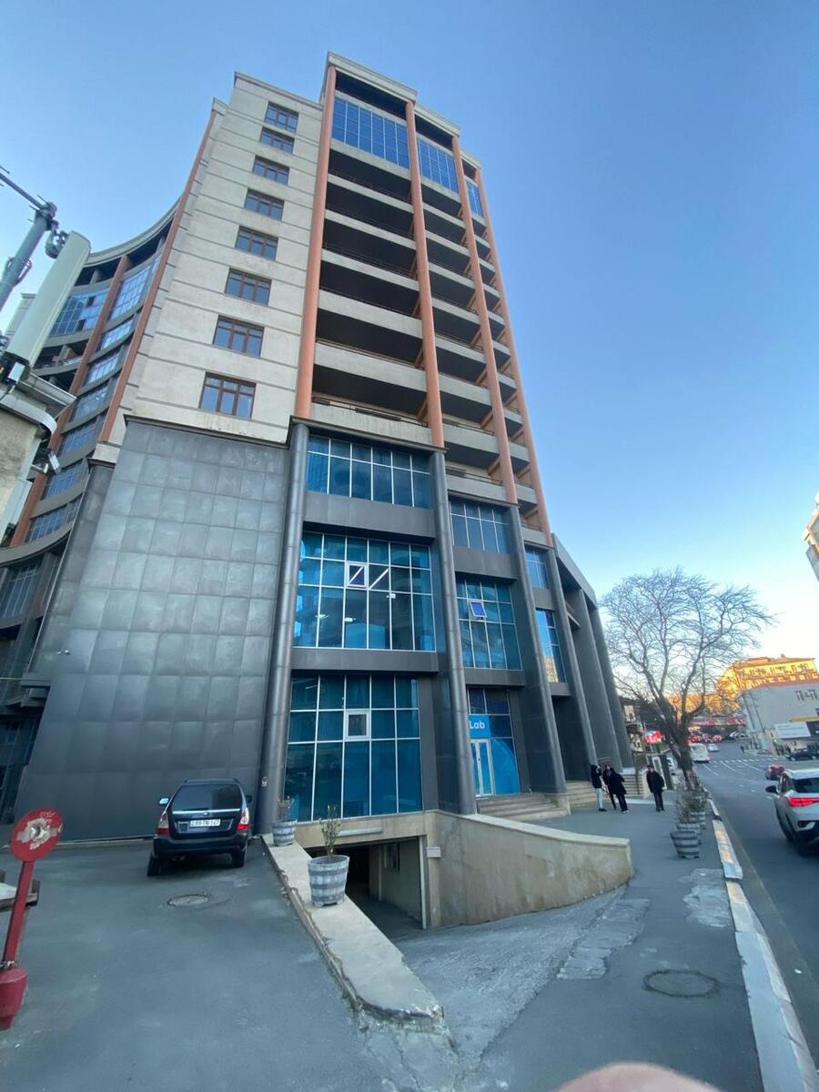 Satılır 4 otaqlı yeni tikili 280 m² — Mənzil, Bakı (10)