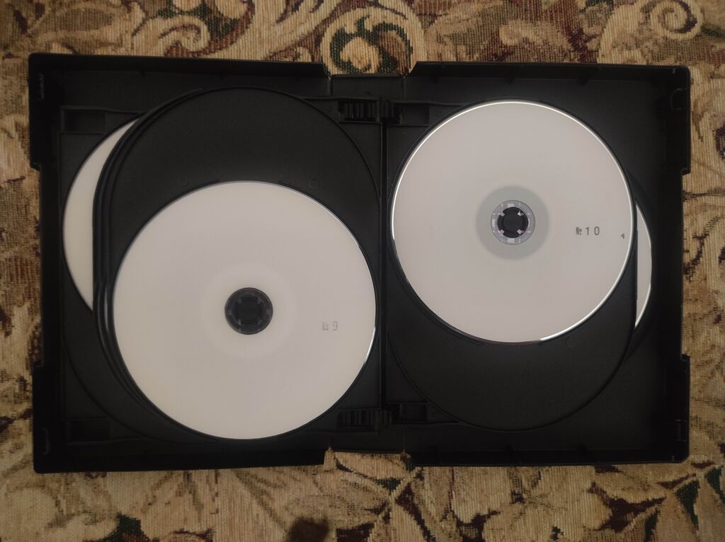 Məhsul: “Azərbaycan Filmləri” DVD kolleksiyası Təsvir: - Qutuda — Musiqi və filmləri, Bakı (8)