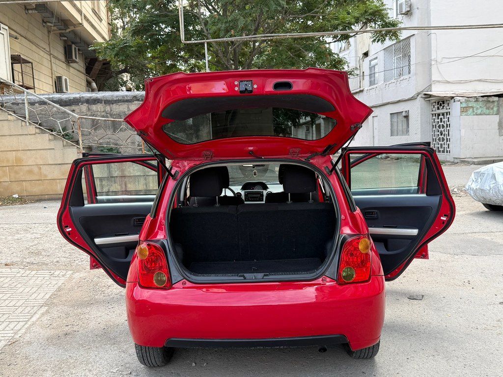 Toyota Ist, 1.3 L, 2002 il, 138 000 km — Avtomobillər, Bakı (9)