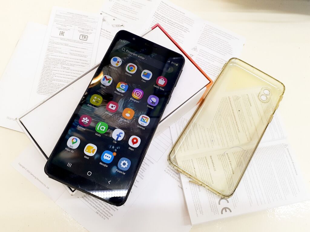 Samsung Galaxy A01 Core, 16 GB, rəng - Qara, Zəmanət, Düyməli, Sensor — Samsung, Gəncə (2)