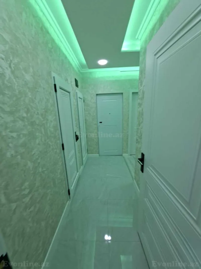 Satılır 3 otaqlı Mənzil Köhnə tikili 65 m² Bakı, Sabunçu r., Bakıxanov — Mənzil, Bakı (7)