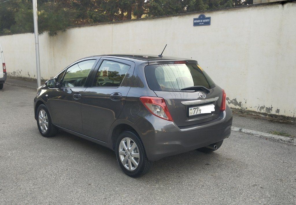 Toyota Yaris, 1.5 L, 2012 il, 350 000 km — Avtomobillər, Bakı (9)