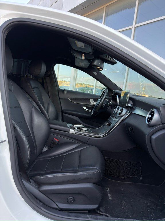 Mercedes C 300, 2.0 L, 2016 il, 205 000 km — Avtomobillər, Bakı (11)