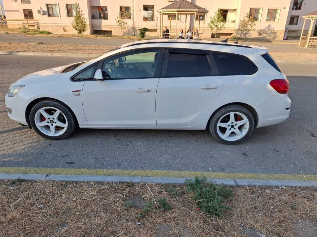 Opel Astra, 1.4 L, 2011 il, 287 000 km — Avtomobillər, Bakı (5)