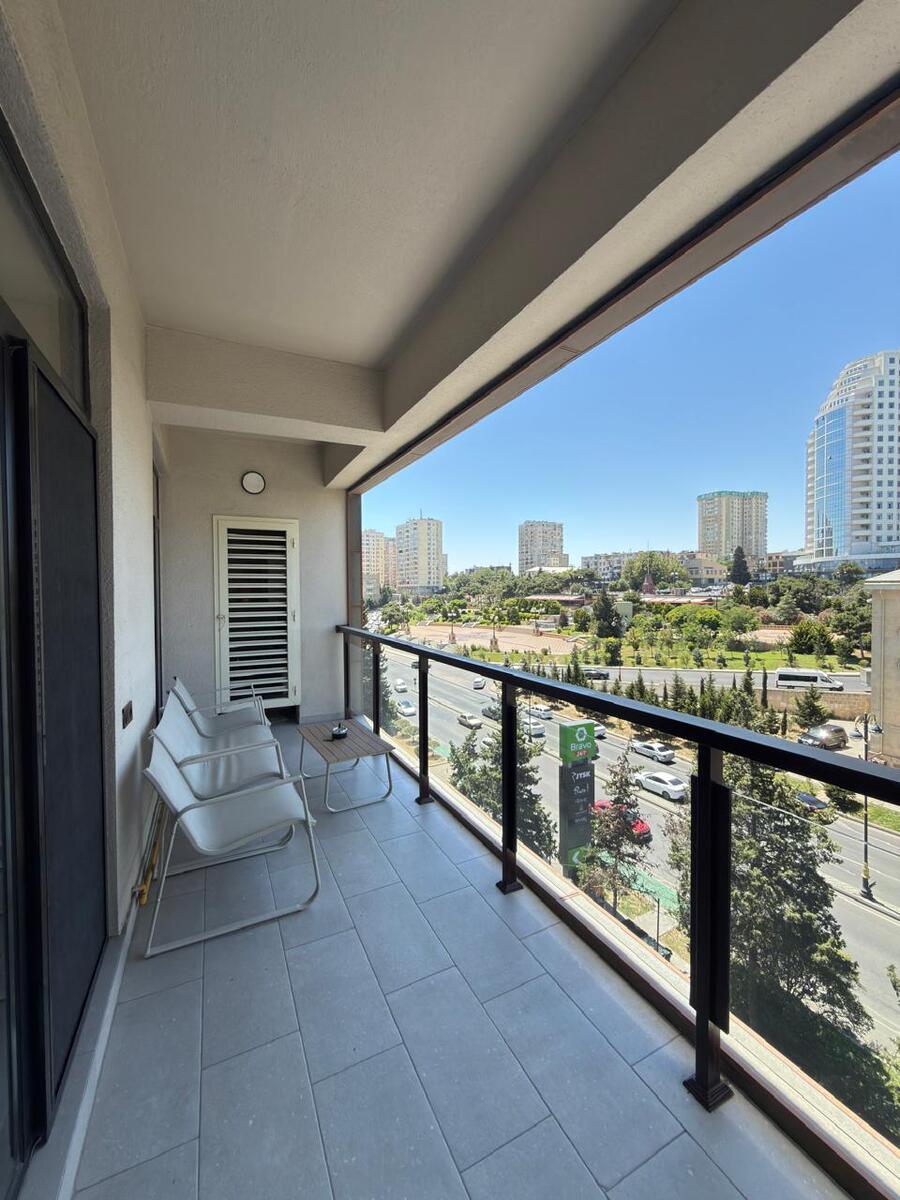 Satılır 4 otaqlı yeni tikili 185 m² — Mənzil, Bakı (11)