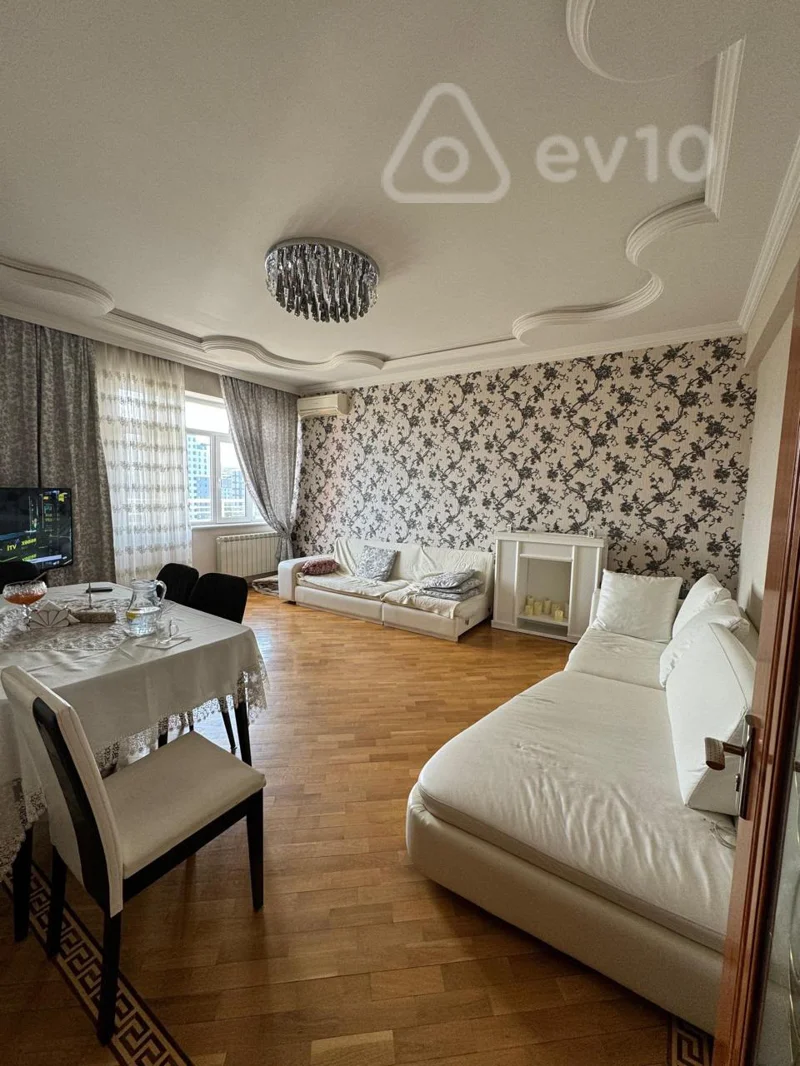 4 otaqlı mənzil, 120 m², Mirmahmud kazımovski küç — Bakı