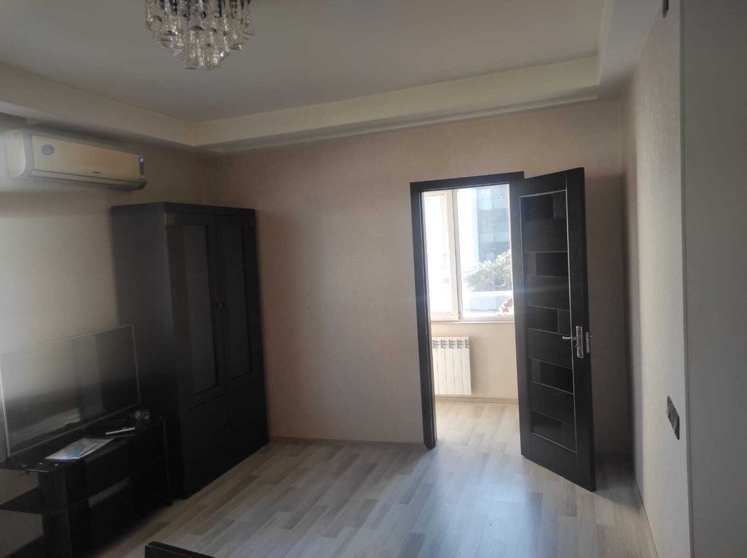 Satılır 2 otaqlı köhnə tikili 70 m² — Mənzil, Bakı (6)