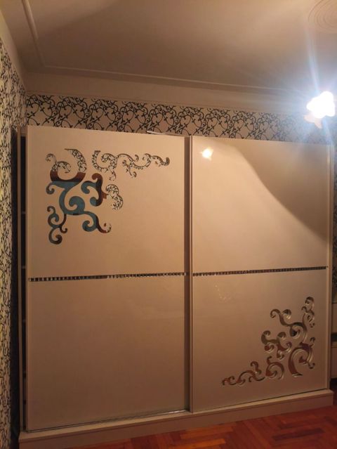 Künc divan, İşlənmiş, Açılan, Bazasız, Parça, Çatdırılma yoxdur — Bakı