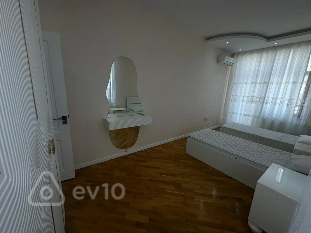 5 otaqlı mənzil, 245 m², Rəşid Behbudov küçəsi — kirayə — Mənzil, Bakı (10)