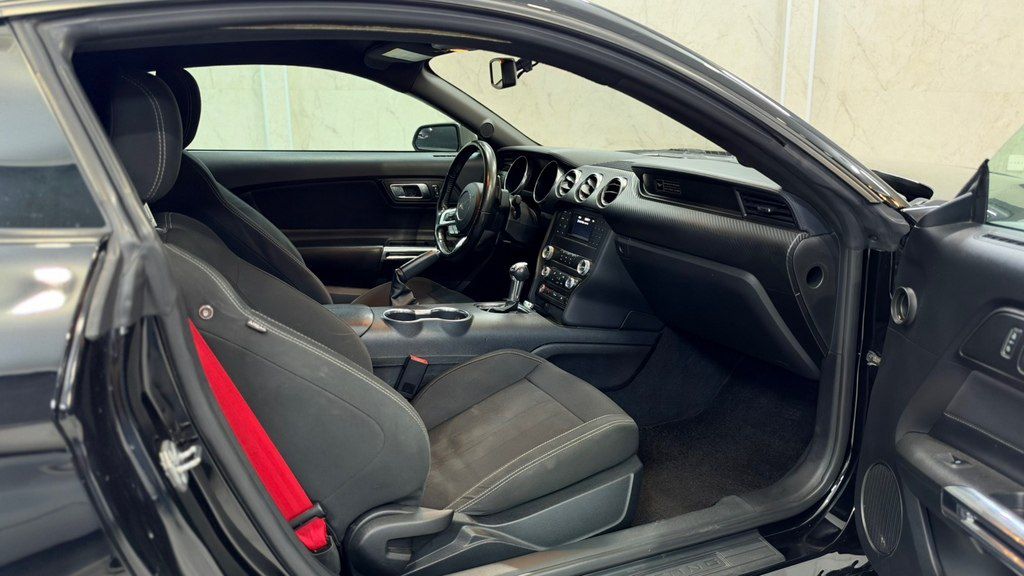 Ford Mustang, 2.3 L, 2020 il, 107 826 km — Avtomobillər, Bakı (10)