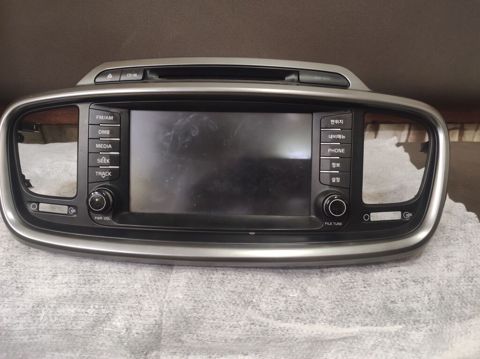 KIA Sorento ORJİNAL2018 Monitor Satıram koreyadan özümə — Bakı