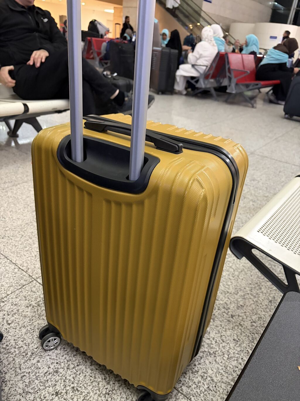 20 kq çəki tutumunda 1 dəfə daşınmış çamadan Yasamaldadı — Çantalar, çamadanlar, cüzdanlar, Bakı (2)