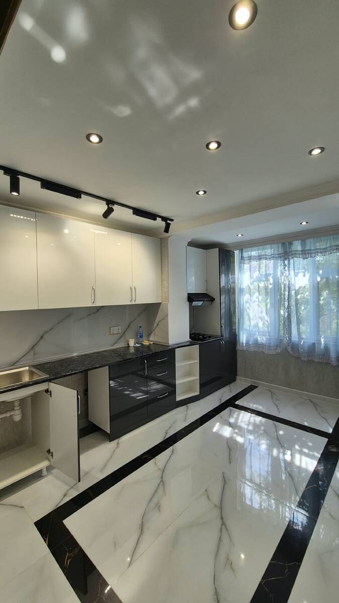 İcarəyə verilir 4 otaqlı köhnə tikili 100 m² — Mənzil, Bakı (8)