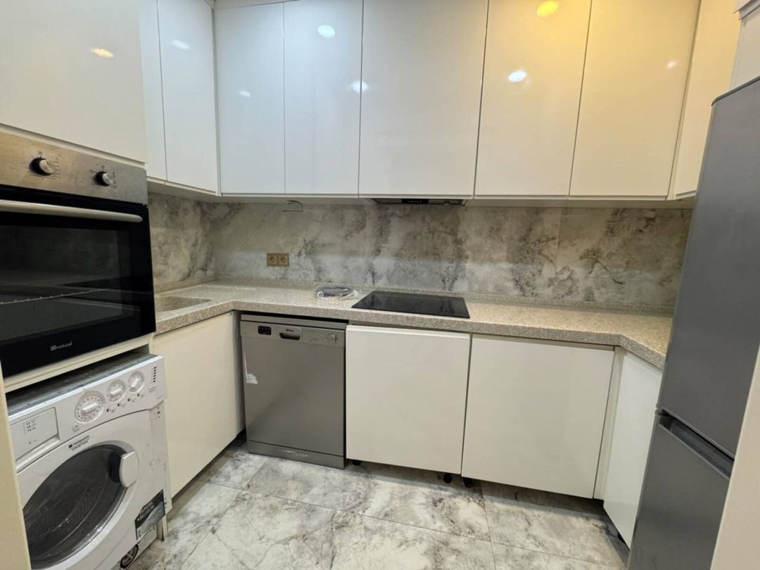İcarəyə verilir 3 otaqlı yeni tikili 100 m² — Mənzil, Bakı (9)