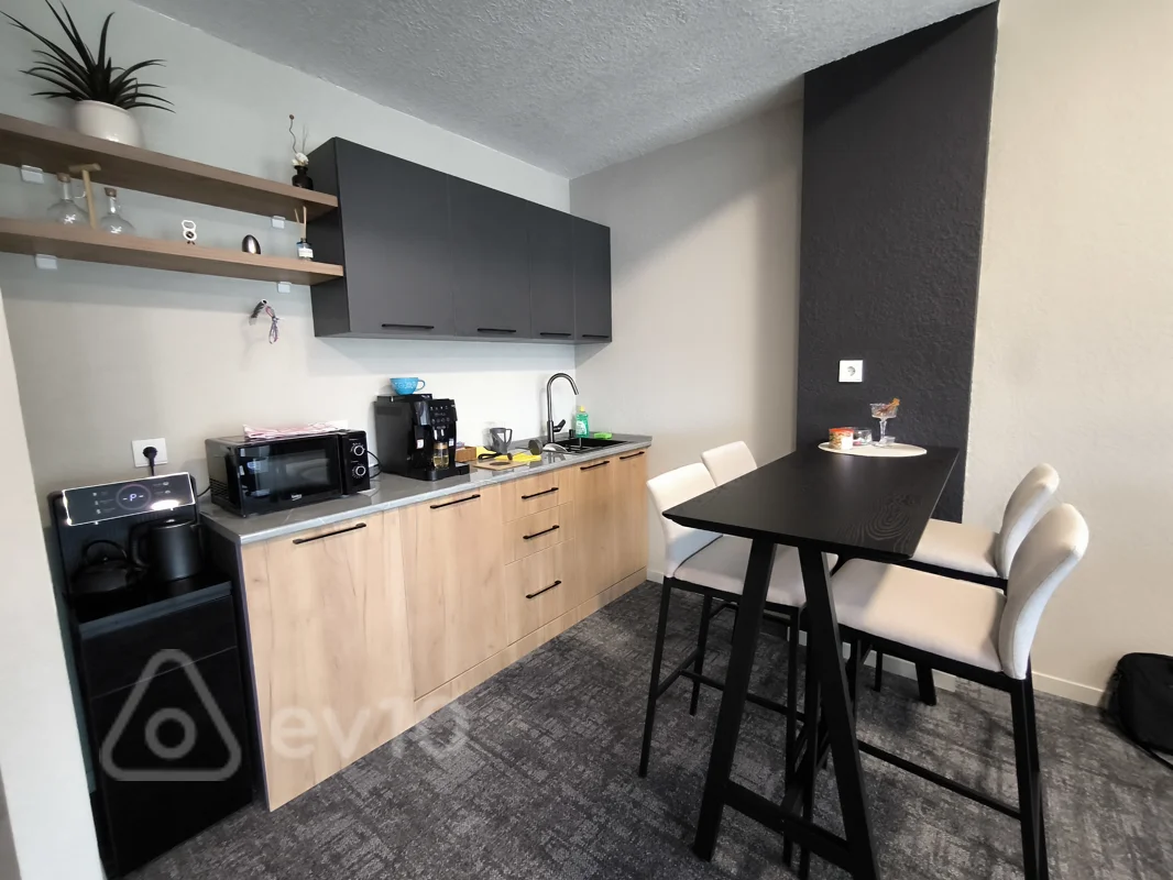 Ofis, 75 m², Xəqani Rüstəmov küçəsi — kirayə — Ofis, Bakı (2)