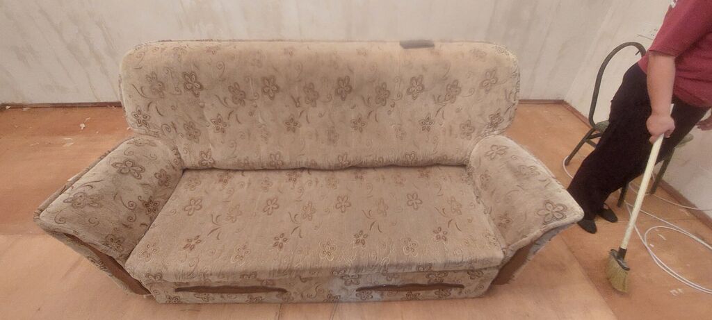 İşlənmiş — Qonaq otağı üçün, Bakı
