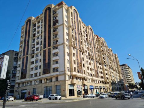 Satılır 2 otaqlı köhnə tikili 49 m² — Bakı