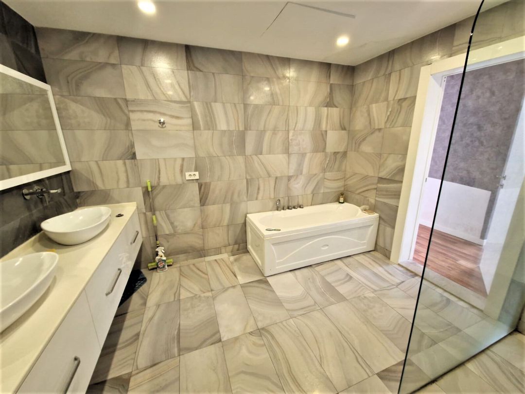 İcarəyə verilir 4 otaqlı yeni tikili 370 m² — Mənzil, Bakı (8)