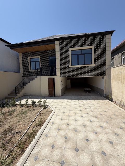 Satılır 4 otaqlı həyət evi/bağ evi 140 m² — Bakı