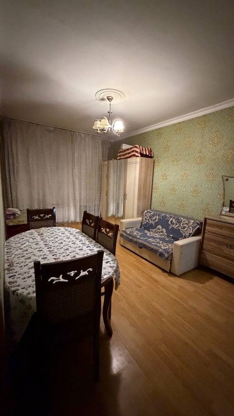 İcarəyə verilir 2 otaqlı köhnə tikili 50 m² — Bakı