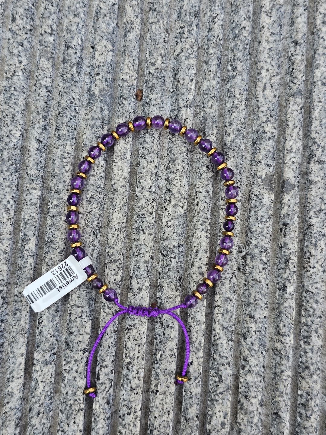 Ametist ipli qolbag — Mallar, Bakı