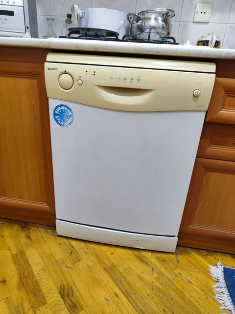 Qabyuyan maşın Beko, Tam qabaritli (60 sm.), Quraşdırılan, İşlənmiş — Bakı
