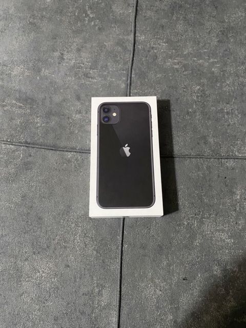IPhone 11, Qara, Face ID — Bakı