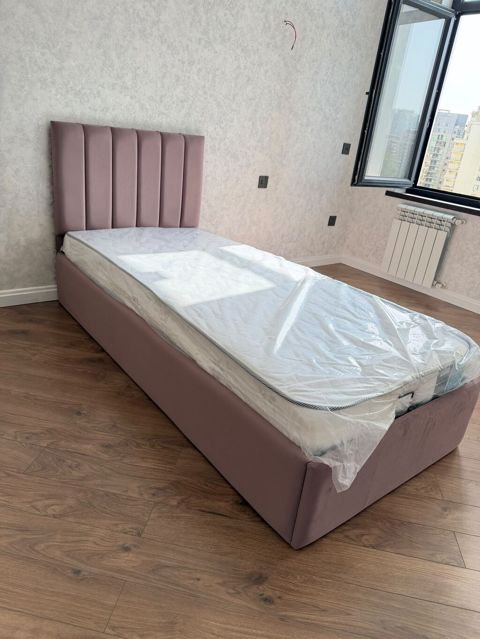 Yeni, Təknəfərlik çarpayı, Bazalı, Matras ilə, Siyirməli — Bakı