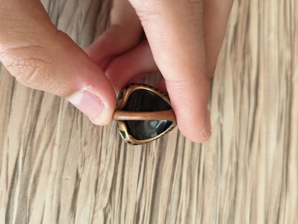 Bürünc tonlarında, iri başlı uniseks üzük. - Material: metal ərinti — Üzüklər, Bakı (5)